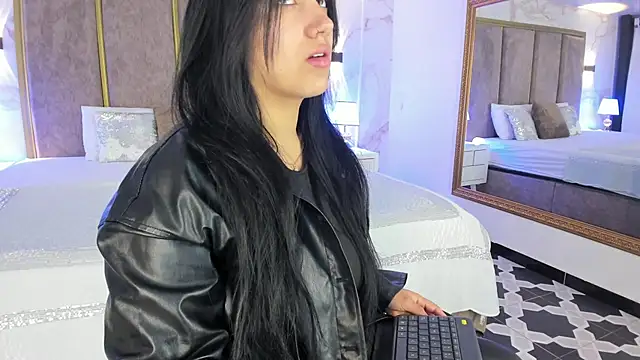 PaulinaDuarte online show from 26, 10, 2025