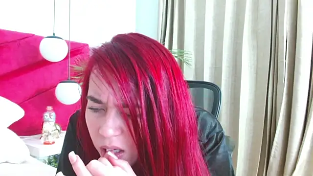 Snapshot of Sophie_ponce chatting on 6, 7, 2026 Sophie ponce online show from 6, 7, 2026