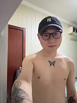 Snapshot of Eric246 chatting on 26, 2, 2026 Eric246 online show from 26, 2, 2026