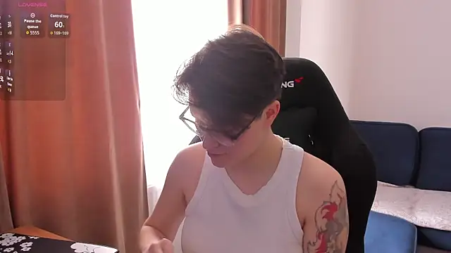 Snapshot of JessieFlower chatting on 25, 4, 2026 JessieFlower online show from 25, 4, 2026
