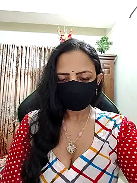 Snapshot of Payel-Sen chatting on 18, 4, 2026 Payel-Sen online show from 18, 4, 2026