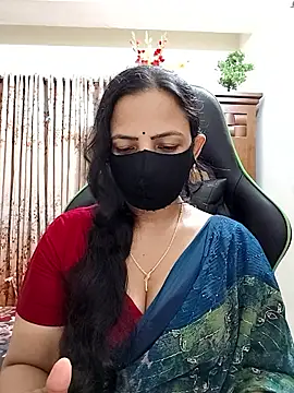 Snapshot of Payel-Sen chatting on 18, 4, 2026 Payel-Sen online show from 18, 4, 2026