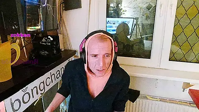 Snapshot of BongChannel chatting on 7, 2, 2025 BongChannel online show from 7, 2, 2025