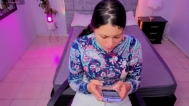 Snapshot of Lana_stone_ chatting on 20, 12, 2025 Lana stone online show from 20, 12, 2025