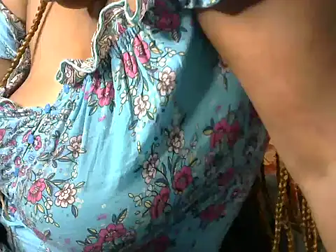 Snapshot of Thobi2020 chatting on 8, 3, 2025 Thobi2020 online show from 8, 3, 2025