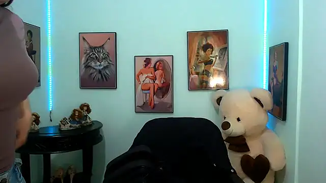 Cristal erotik online show from 7, 1, 2025