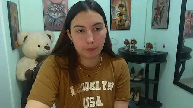 Cristal erotik online show from 22, 2, 2025
