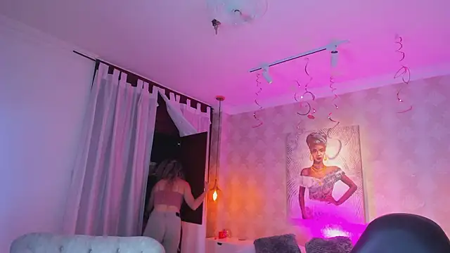 Shantall   online show from 7, 2, 2026