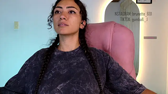 paula brunette online show from 3, 12, 2025