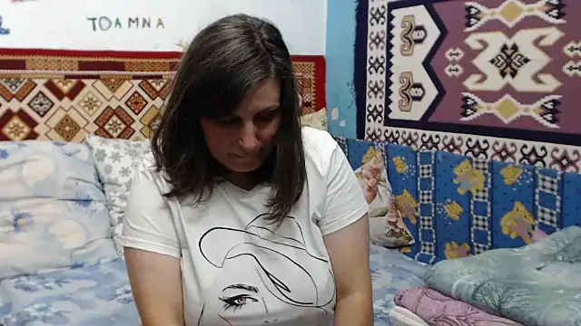 AdelineBlueEyes online show from 1, 10, 2025