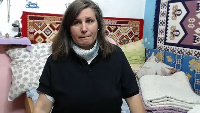 AdelineBlueEyes online show from 6, 10, 2025