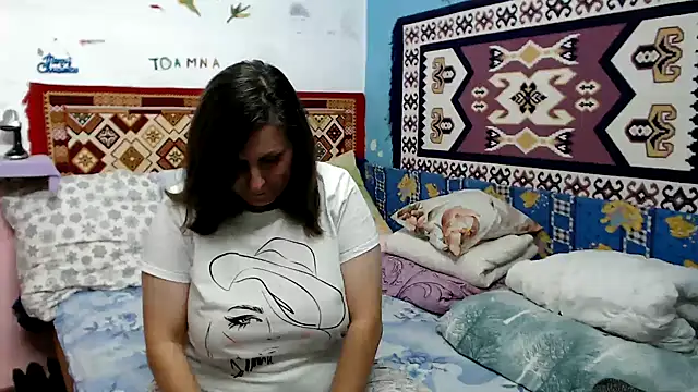 AdelineBlueEyes online show from 7, 10, 2025