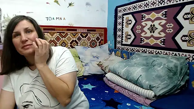 AdelineBlueEyes online show from 16, 10, 2025