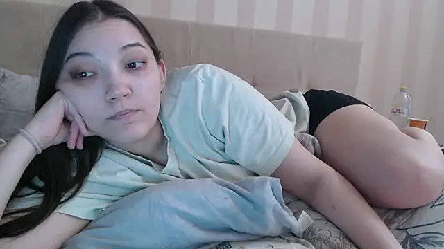 Snapshot of AlisaDevis chatting on 29, 3, 2026 AlisaDevis online show from 29, 3, 2026