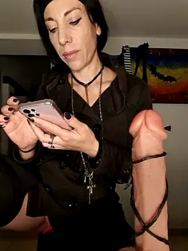 Snapshot of freyamoret chatting on 22, 10, 2025 freyamoret online show from 22, 10, 2025