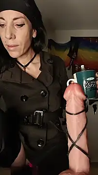 Snapshot of freyamoret chatting on 19, 11, 2025 freyamoret online show from 19, 11, 2025