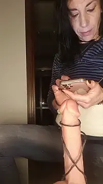 Snapshot of freyamoret chatting on 14, 1, 2026 freyamoret online show from 14, 1, 2026