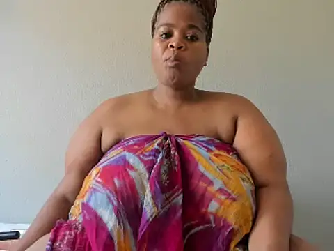 ThickLeeyanaX online show from 14, 2, 2025
