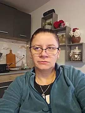 KristenVega online show from 17, 11, 2025