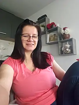 KristenVega online show from 22, 11, 2025