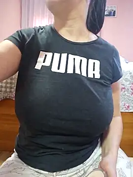 Snapshot of KristenVega chatting on 14, 2, 2026 KristenVega online show from 14, 2, 2026