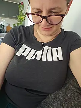 KristenVega online show from 23, 7, 2026