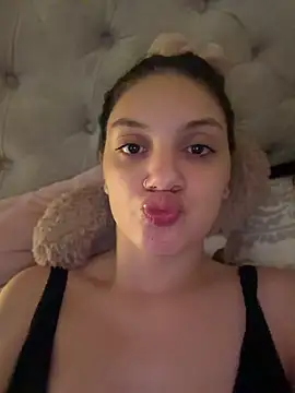 EmilyS   online show from 30, 5, 2026