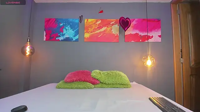 Snapshot of summer_lee_ chatting on 19, 12, 2024 summer lee online show from 19, 12, 2024