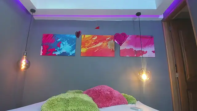 Snapshot of summer_lee_ chatting on 8, 1, 2025 summer lee online show from 8, 1, 2025