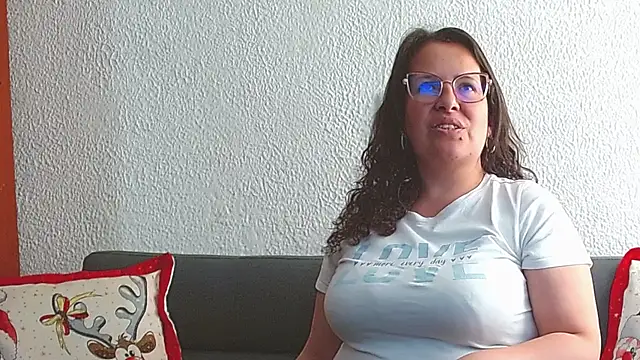 honeyhot paty online show from 8, 12, 2024