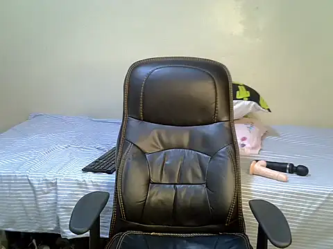 Snapshot of QueenJelly_Sexy chatting on 16, 11, 2025 QueenJelly Sexy online show from 16, 11, 2025