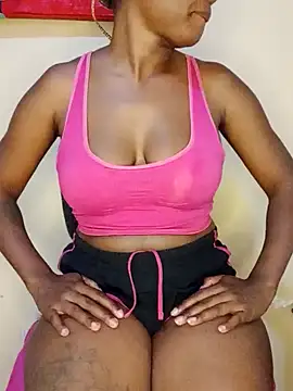 Snapshot of Mayah19 chatting on 6, 3, 2025 Mayah19 online show from 6, 3, 2025