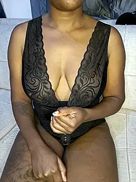 Snapshot of Mayah19 chatting on 29, 9, 2025 Mayah19 online show from 29, 9, 2025