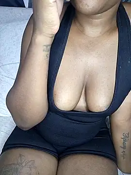 Snapshot of Mayah19 chatting on 30, 9, 2025 Mayah19 online show from 30, 9, 2025