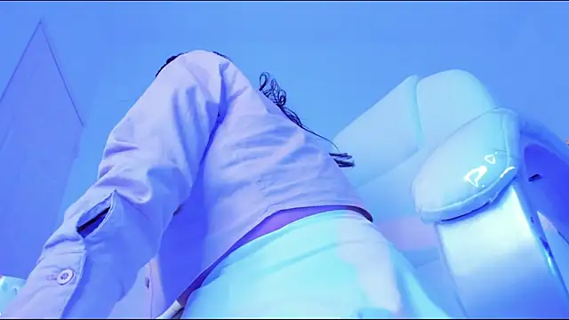 emma myers18 online show from 15, 2, 2025