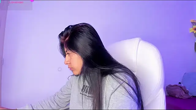 emma myers18 online show from 15, 3, 2025