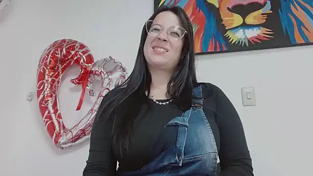 Snapshot of _diana_cute chatting on 2, 10, 2025  diana cute online show from 2, 10, 2025