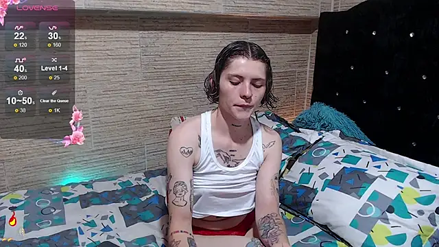 Snapshot of pretty_cristal69 chatting on 4, 10, 2025 pretty cristal69 online show from 4, 10, 2025