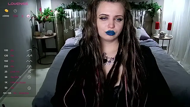 Miss Maya Mils online show from 21, 12, 2024