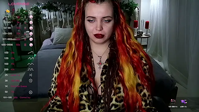 Miss Maya Mils online show from 31, 12, 2024