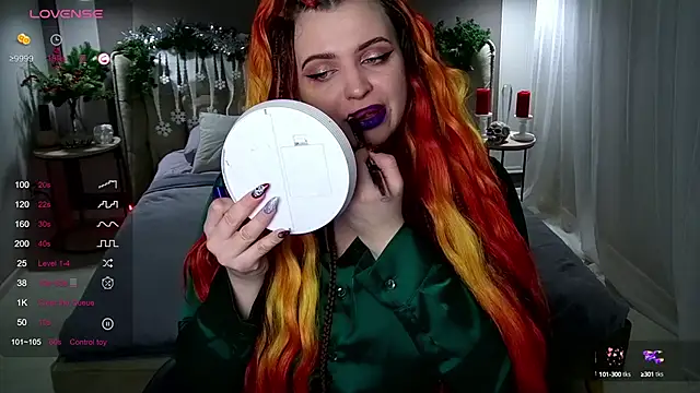 Miss Maya Mils online show from 5, 1, 2025