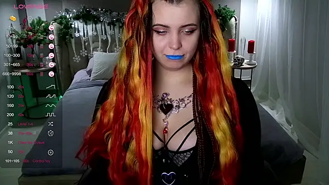 Miss Maya Mils online show from 7, 1, 2025