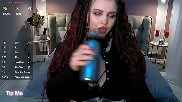 Snapshot of Miss_Maya_Mils chatting on 2, 3, 2026 Miss Maya Mils online show from 2, 3, 2026