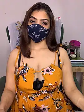 Snapshot of Fantastic_ruby chatting on 30, 9, 2025 Fantastic ruby online show from 30, 9, 2025