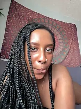 Snapshot of Your_Paris chatting on 29, 1, 2025 Your Paris online show from 29, 1, 2025