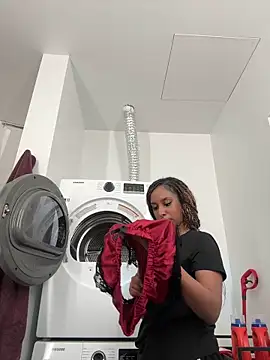 Your Paris online show from 25, 10, 2025