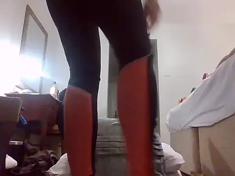 Snapshot of AnalLove1990 chatting on 6, 10, 2025 AnalLove1990 online show from 6, 10, 2025