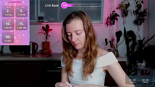 Elly Helly online show from 21, 11, 2025