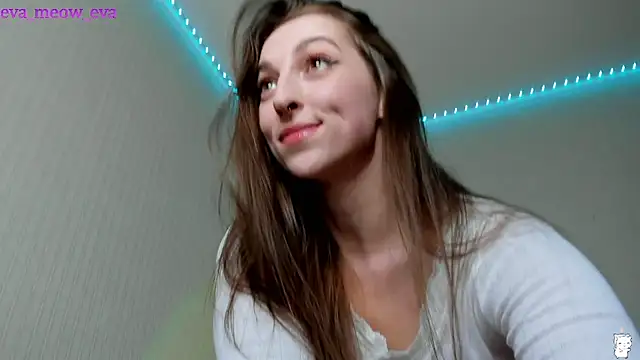 Meow Eva Meow online show from 10, 1, 2025