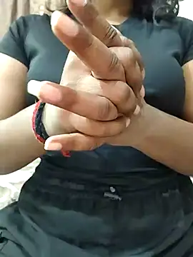 Snapshot of MohiniHott chatting on 14, 6, 2026 MohiniHott online show from 14, 6, 2026
